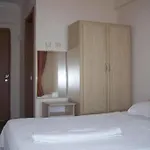 Golden Lägenhetshotell 3*