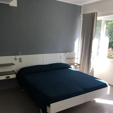 Golden Aparthotel 4*